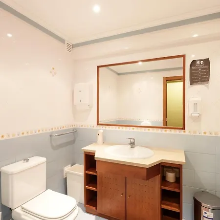 Huux Hostel